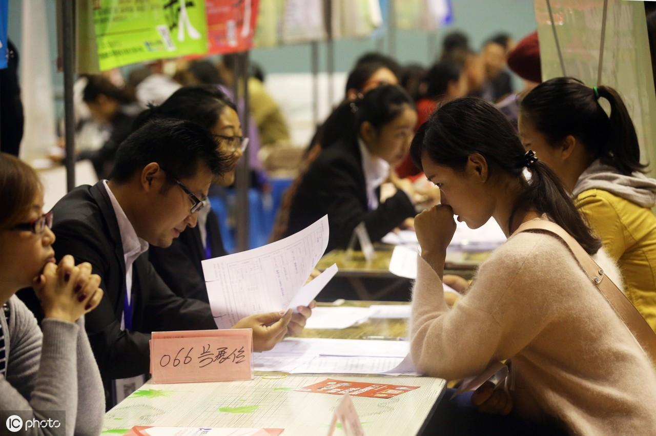 店铺5s管理指哪些_5s指的是哪五项_苹果5s屏幕黑屏是啥子问题呢